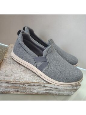 Clarks Women's Grey Clarks Cloud Steppers Slip-On Casual Loafers Sz 8 M